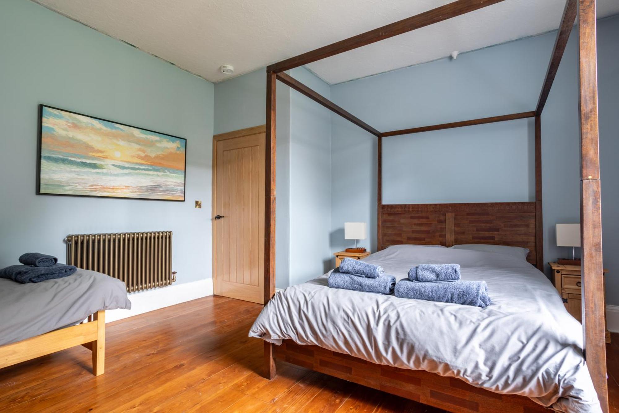 Holmfield House Villa Clayton West ภายนอก รูปภาพ