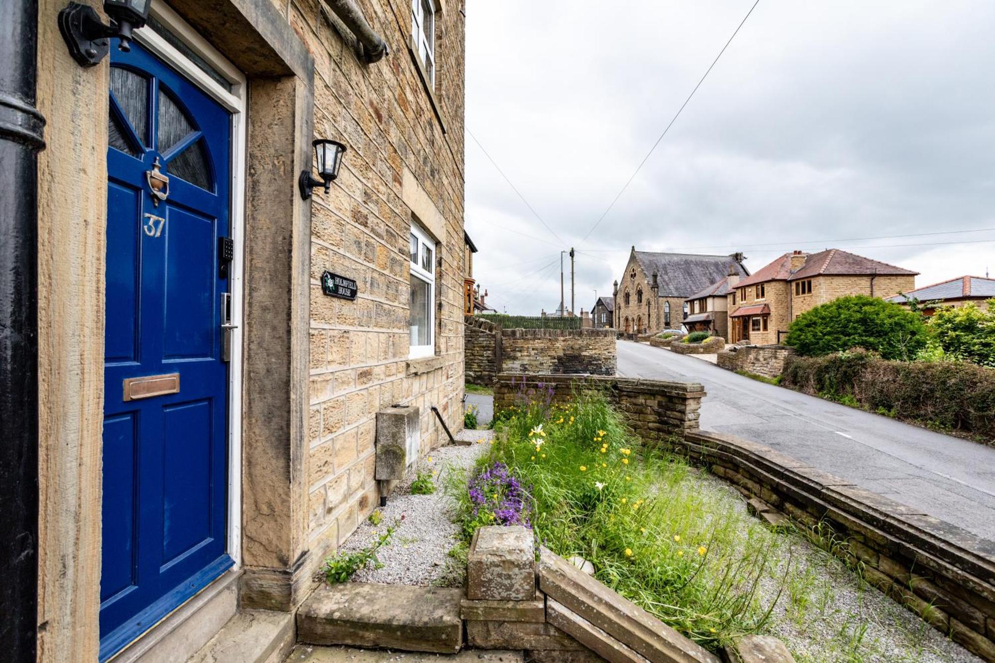 Holmfield House Villa Clayton West ภายนอก รูปภาพ