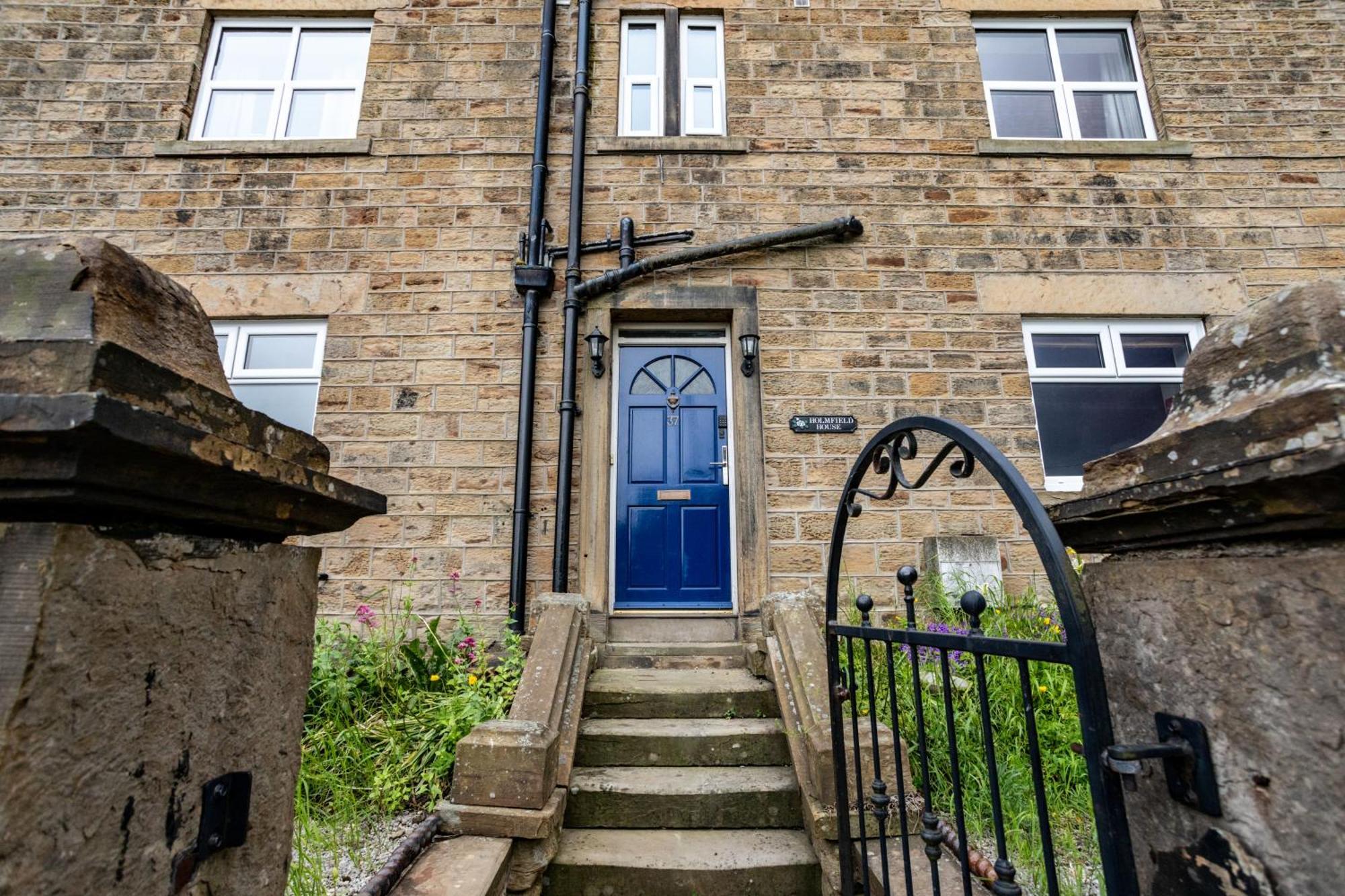 Holmfield House Villa Clayton West ภายนอก รูปภาพ